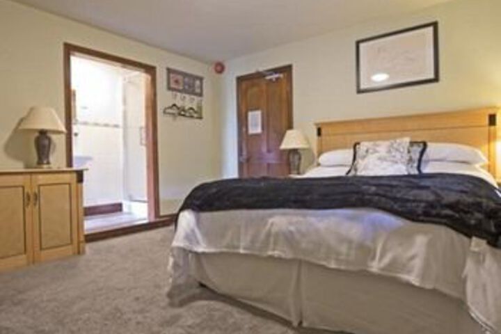 Room 19 of 30