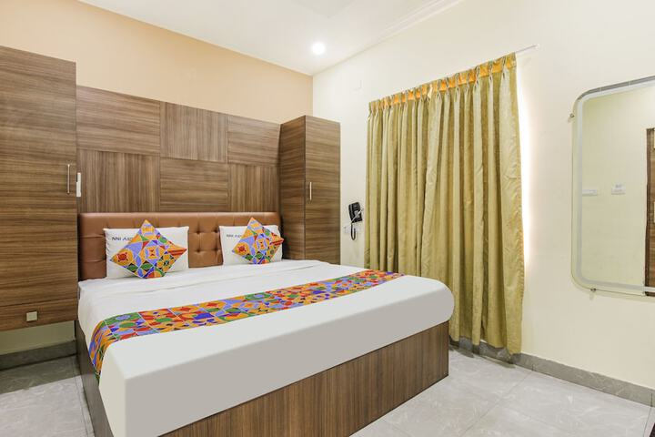 Room 16 of 31
