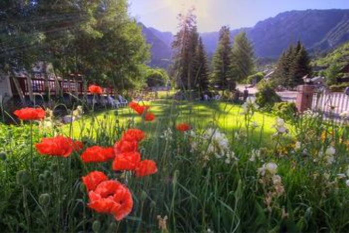 Hotel Exterior 21 of 55