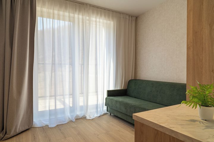Room 51 of 150