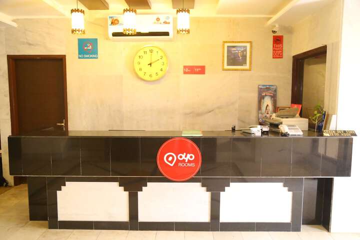 OYO 2690 HOTEL OSCAR REGENCY