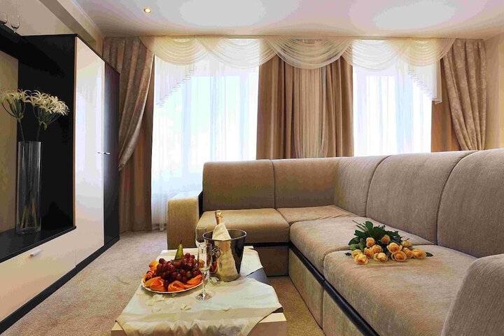 Room 40 of 74