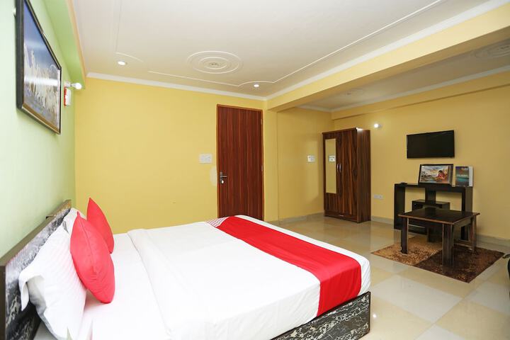 Room 17 of 22