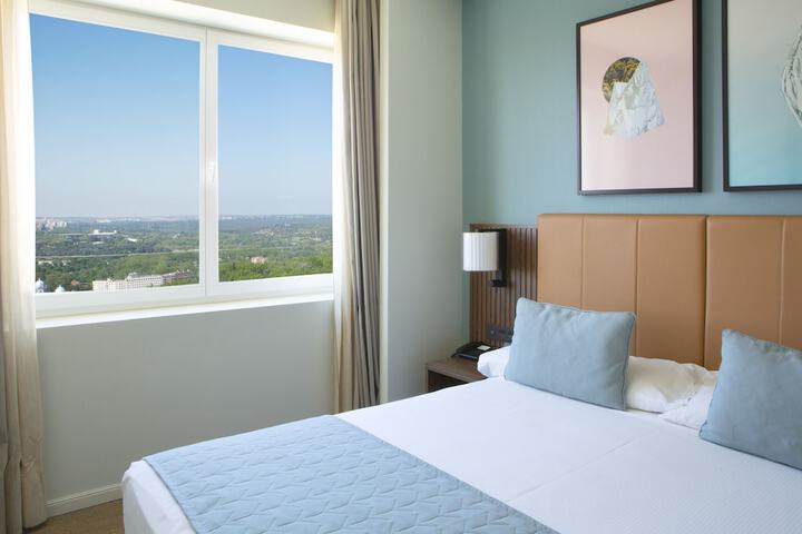 Room 61 of 202