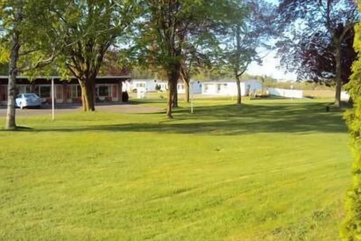 Property Grounds 9 of 15