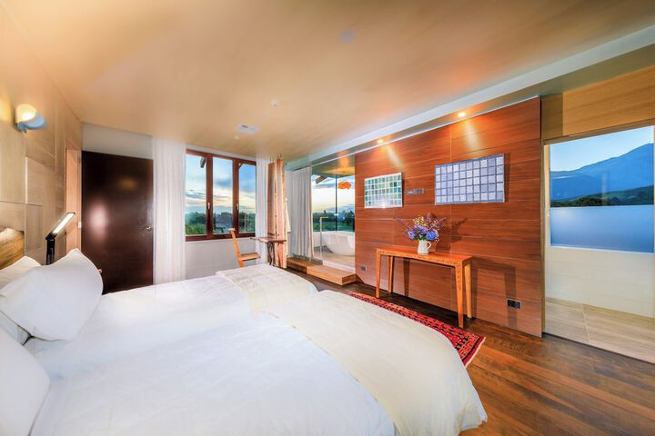Room 11 of 46