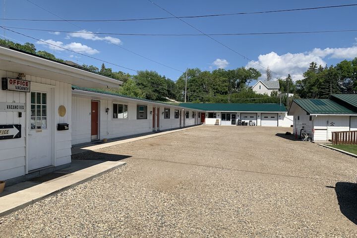 Property Grounds 30 of 30