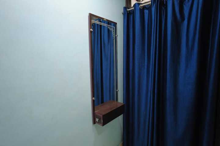Room 15 of 50