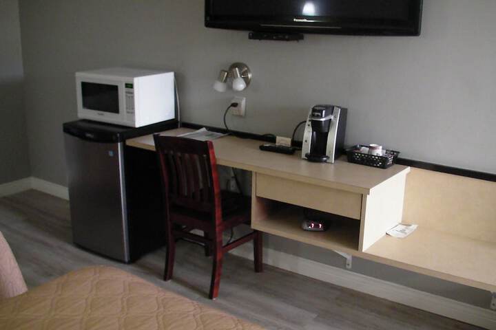 Room 6 of 22