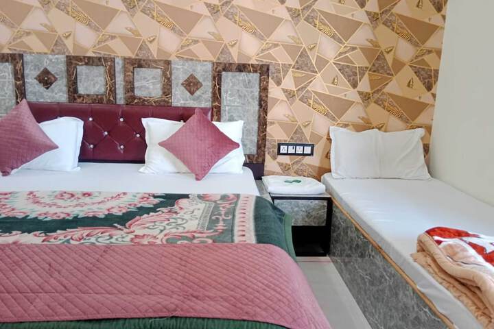 Room 10 of 23