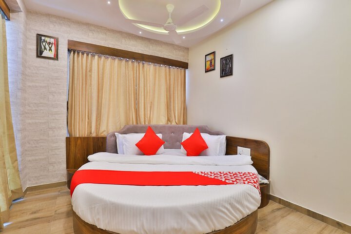 Room 18 of 25