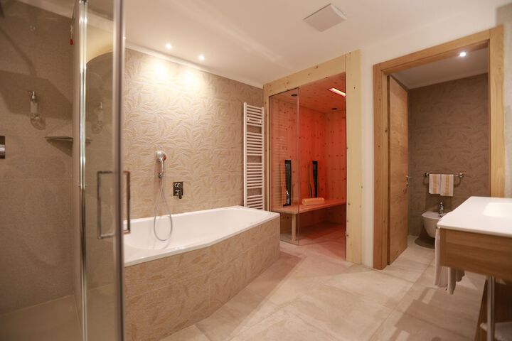 Room 46 of 111