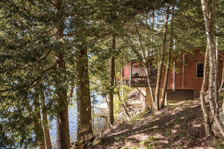 Hotel Exterior 190 of 201