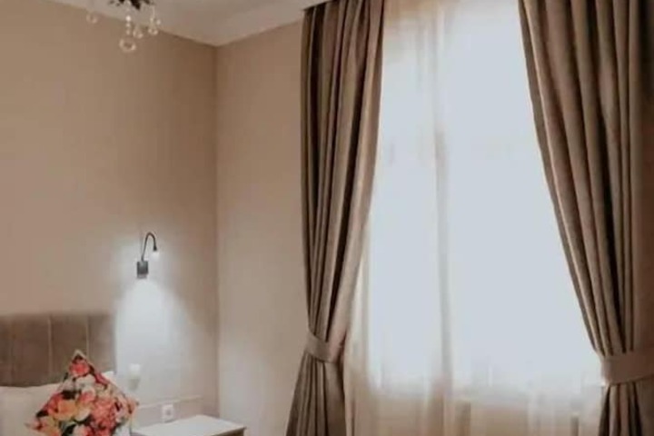 Room 10 of 50