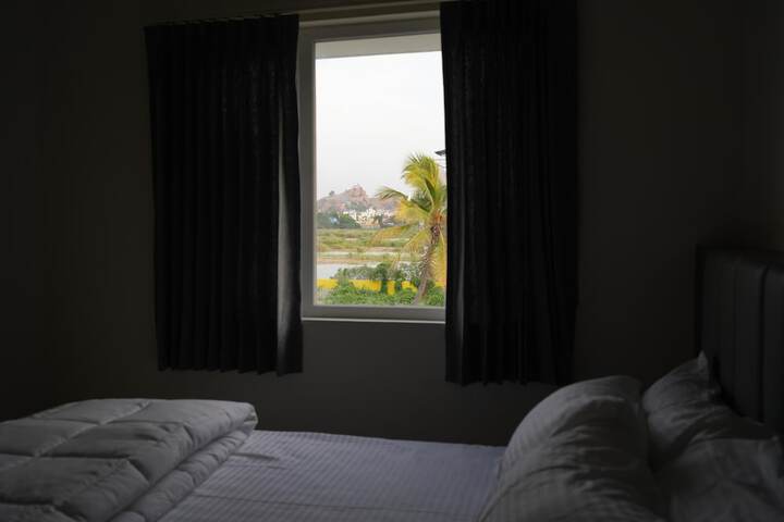 Room 8 of 26