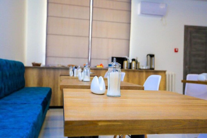 Breakfast/Coffee Service 38 of 56