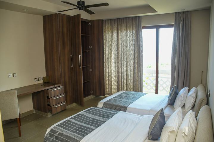 Room 18 of 76
