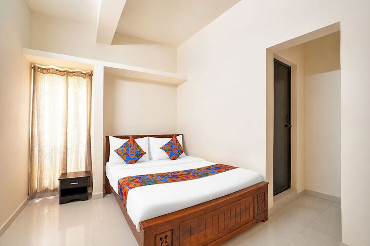 Room 8 of 31