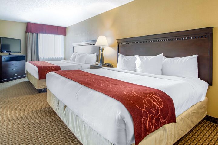 1 King Bed Suite (13 of 37)