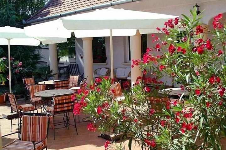Terrace/Patio 91 of 96