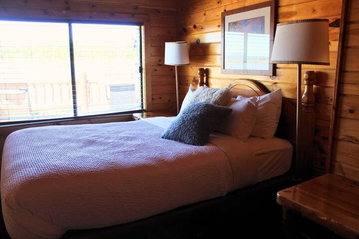 Room 28 of 111