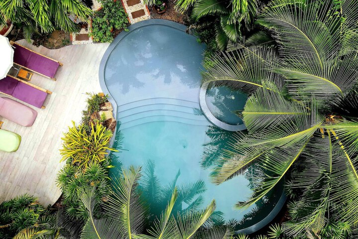 Pool 31 of 50