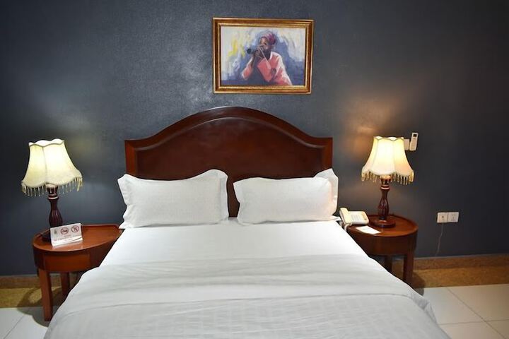 Room 10 of 57
