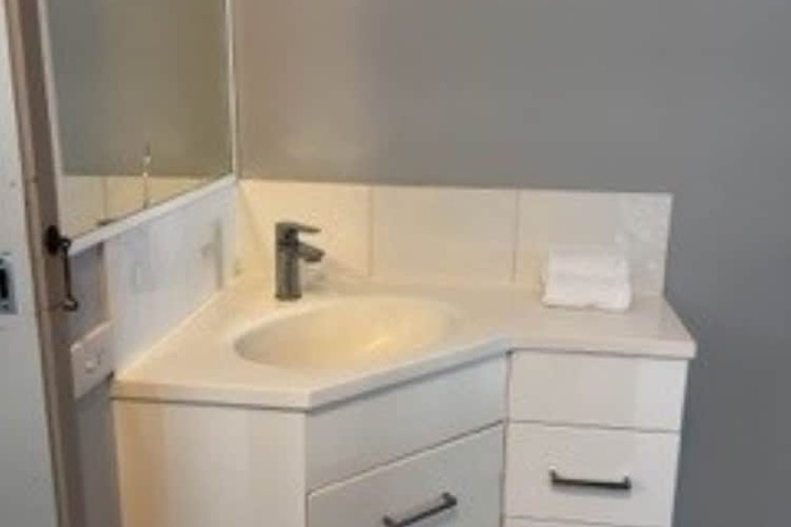 Room 75 of 108