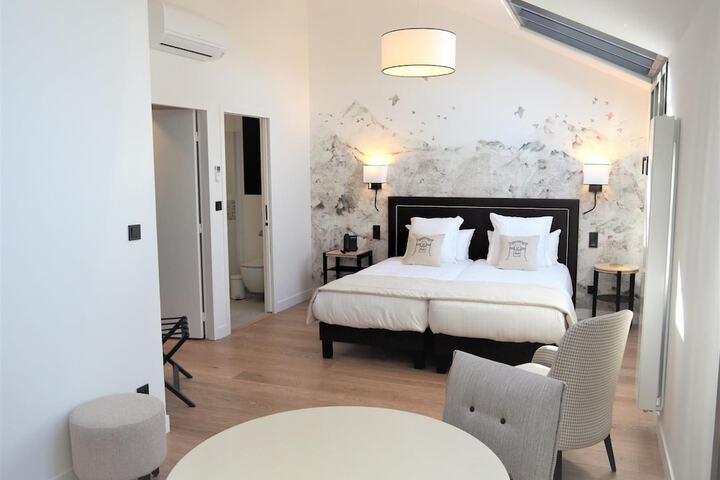 Room 20 of 105