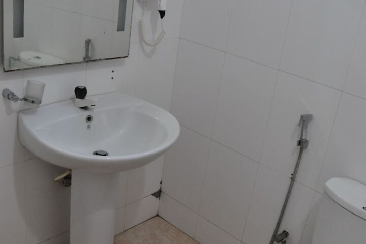 Room 56 of 94