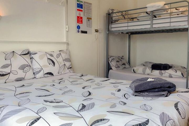Room 57 of 143