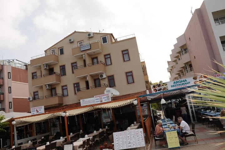 Hotel 63 of 64