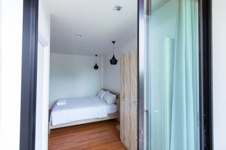 Room 5 of 52