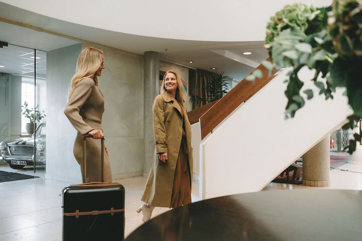 Hotel Lobby