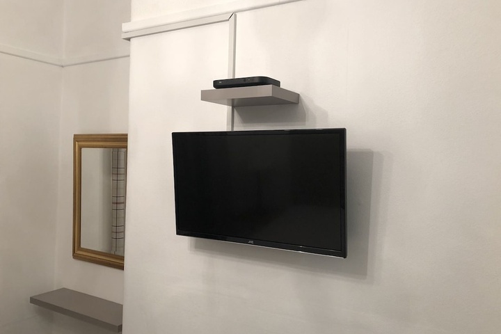 Room 3 of 11