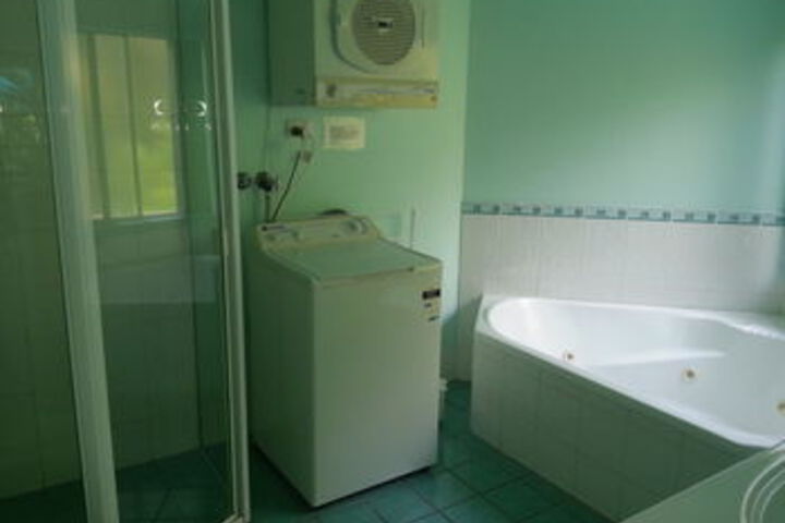 Room 3 of 23