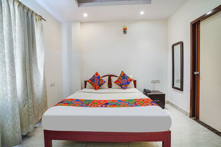 Room 8 of 26