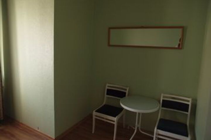 Room 35 of 65
