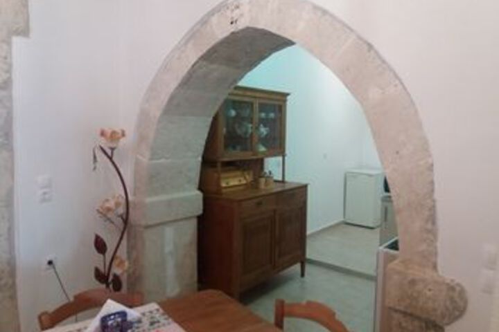 Room 17 of 30