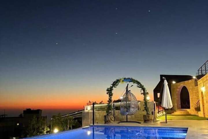 Pool 5 of 6