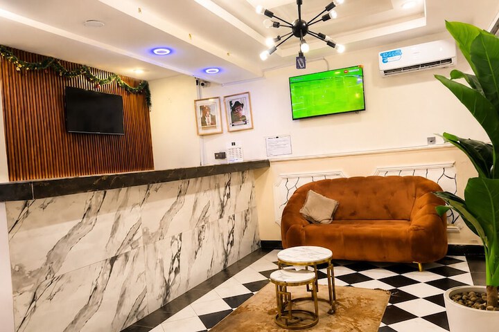 Dereels Hotel & Suites