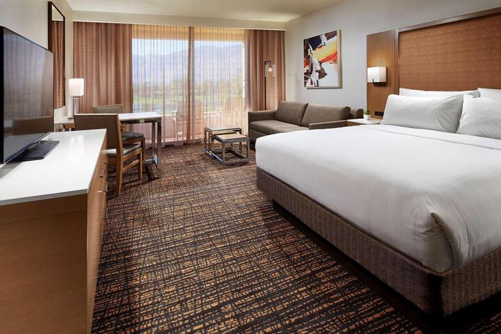 Standard | King Bed (2 of 21)