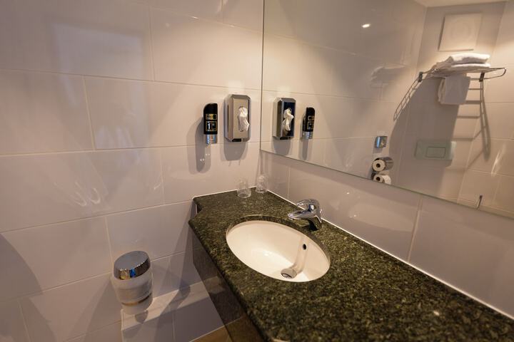 Clean Restrooms