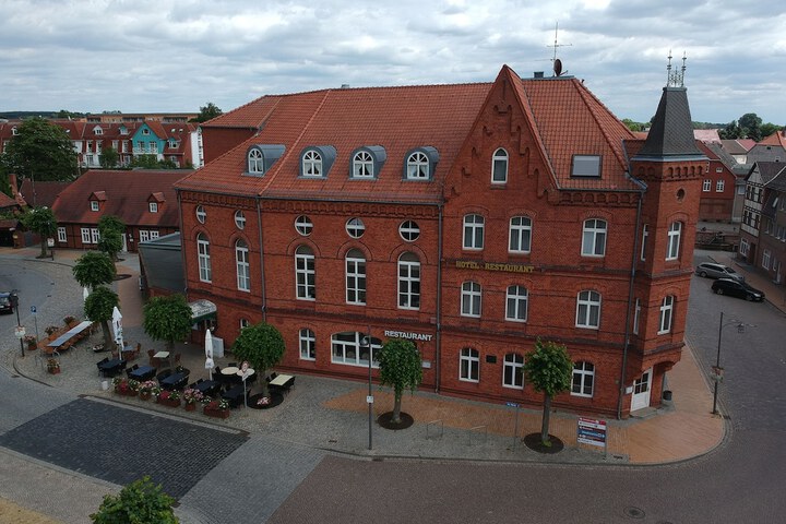 Hotel 36 of 38