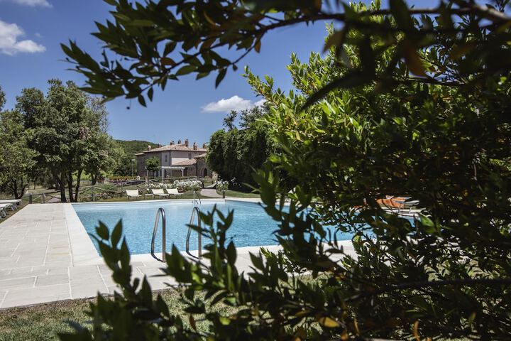 Pool 18 of 29