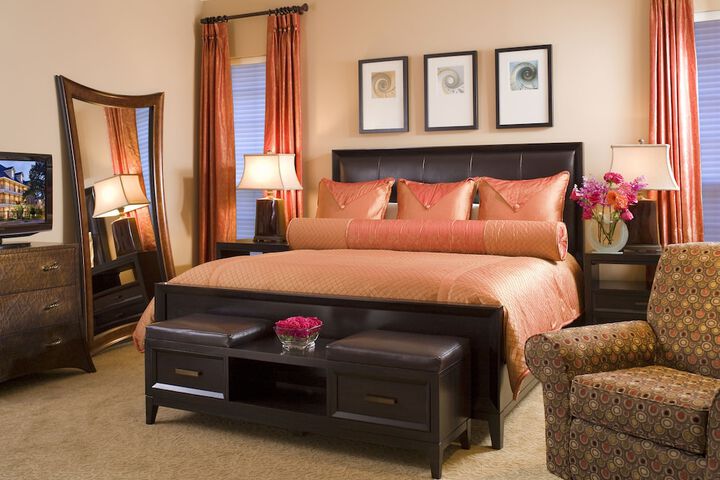 Room 10 of 35