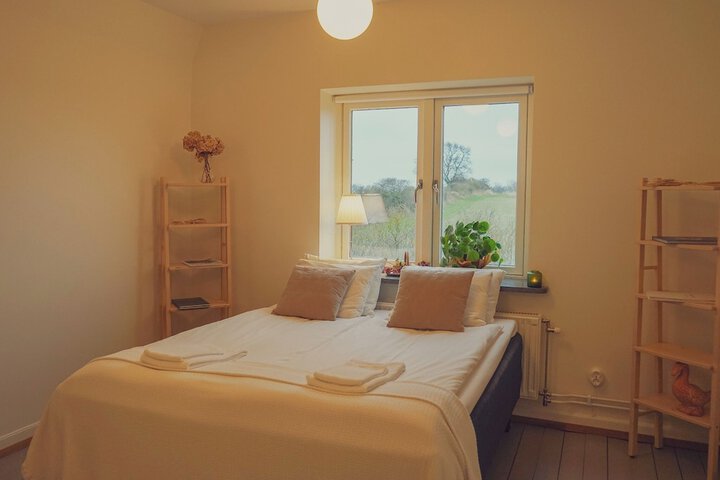 Room 16 of 42
