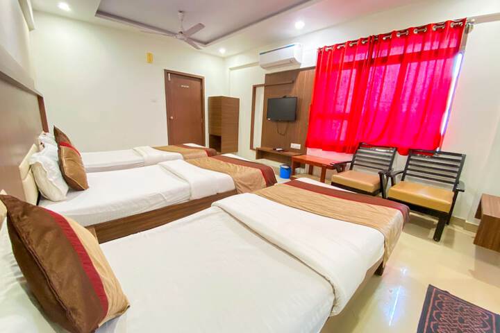 Room 30 of 47