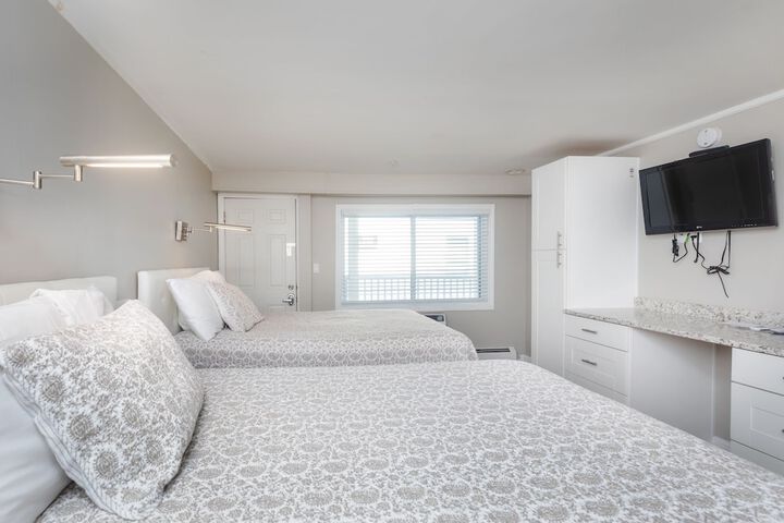 Room 17 of 108