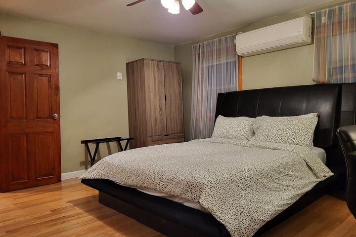 Room 26 of 63